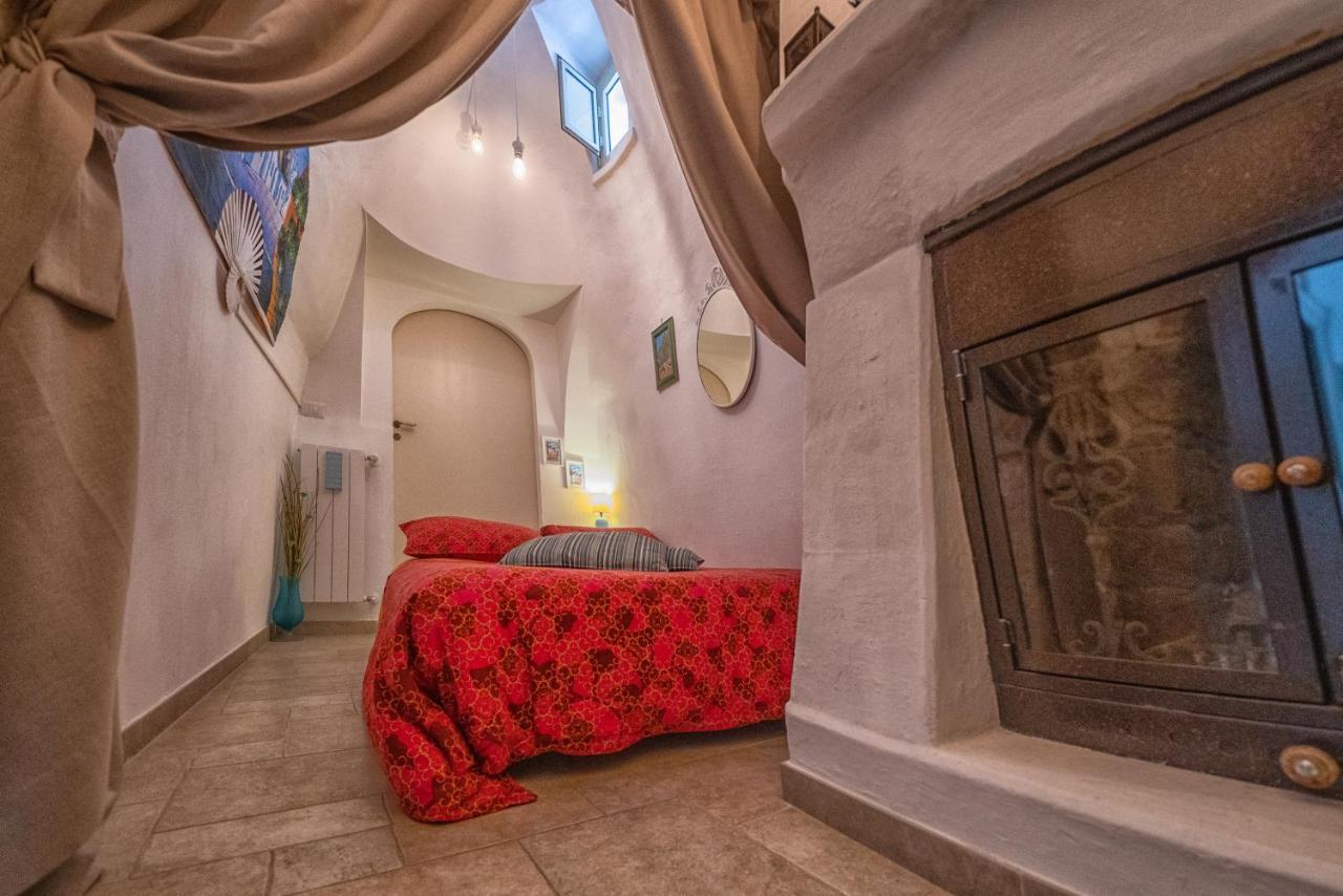 Trulli Di Puglia - Casa Vacanze In Valle D'Itria マルティナ・フランカ エクステリア 写真